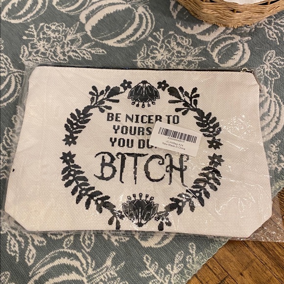 Funny Cosmetic bag - Picture 2 of 6